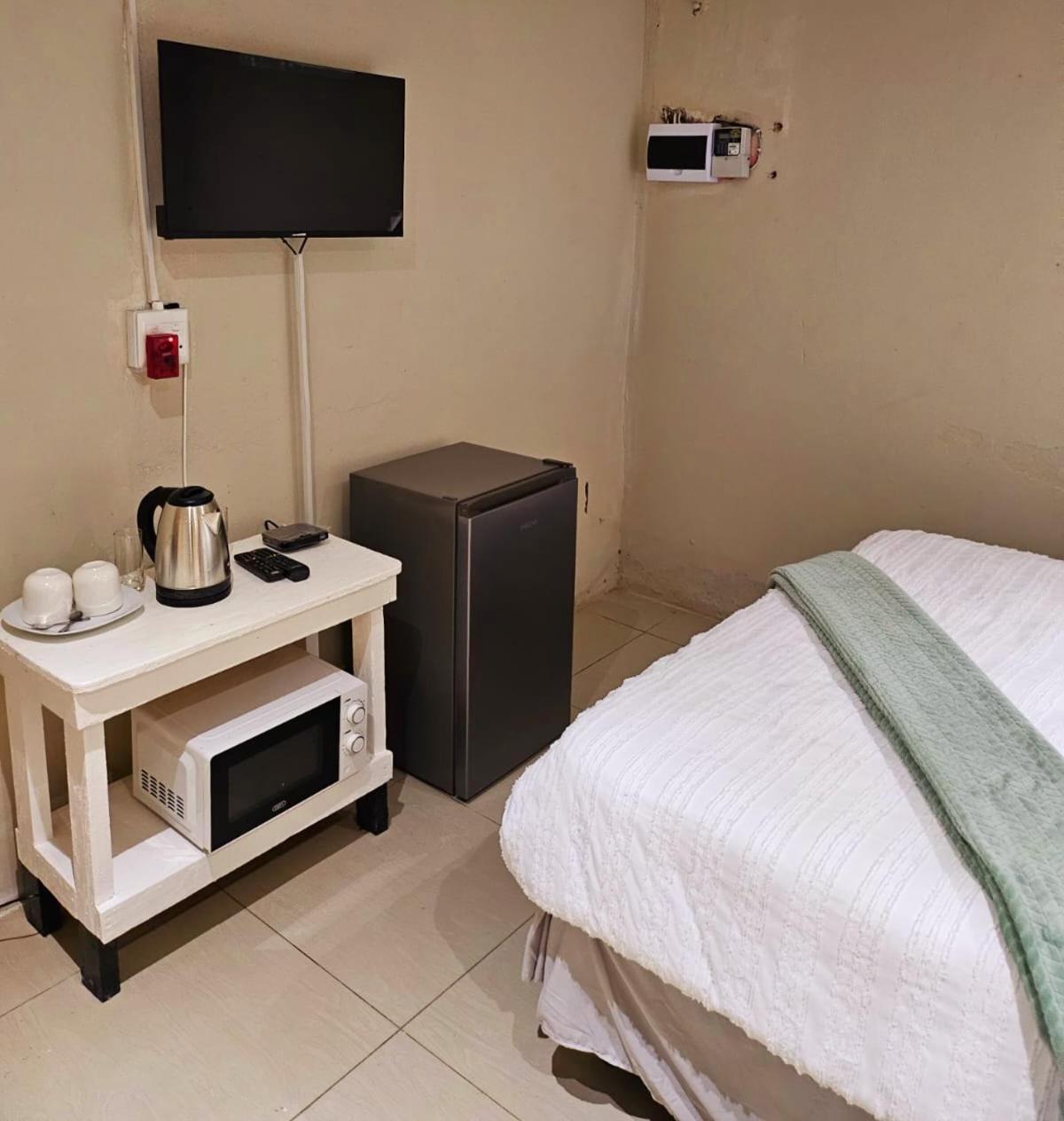 Ulundi Softlife Guest House מראה חיצוני תמונה