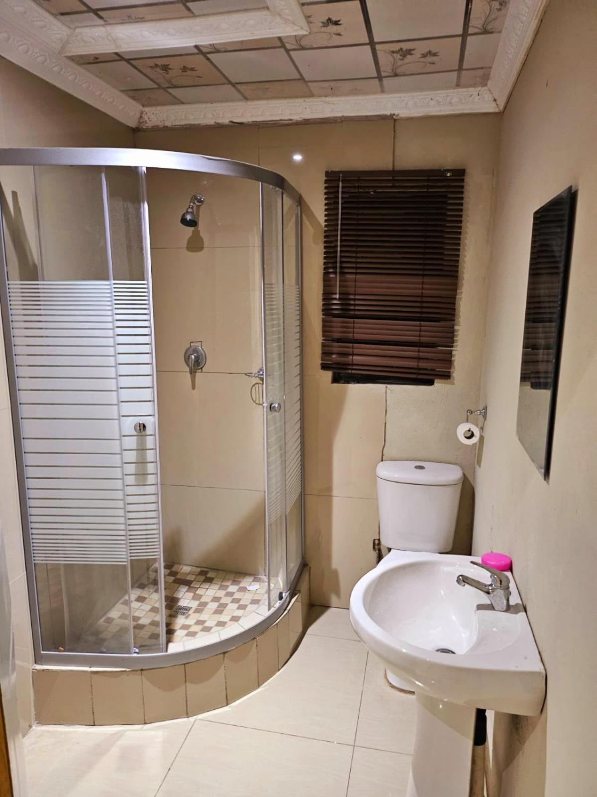 Ulundi Softlife Guest House מראה חיצוני תמונה