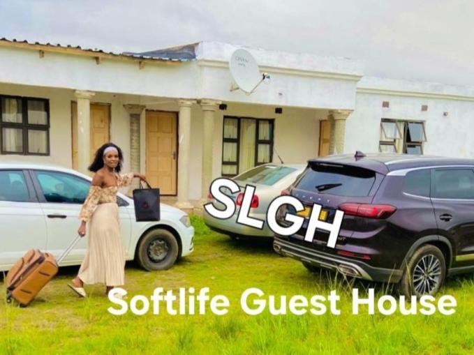 Ulundi Softlife Guest House מראה חיצוני תמונה